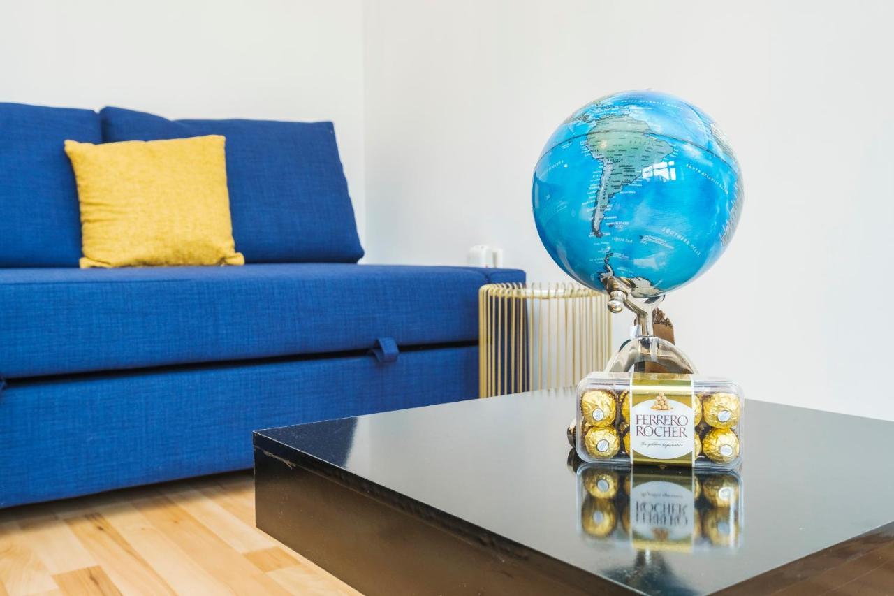 Spacious 3 Bed 1 Bath Hse W Guest Toilet W Parking Near Excel - E16 Londýn Exteriér fotografie